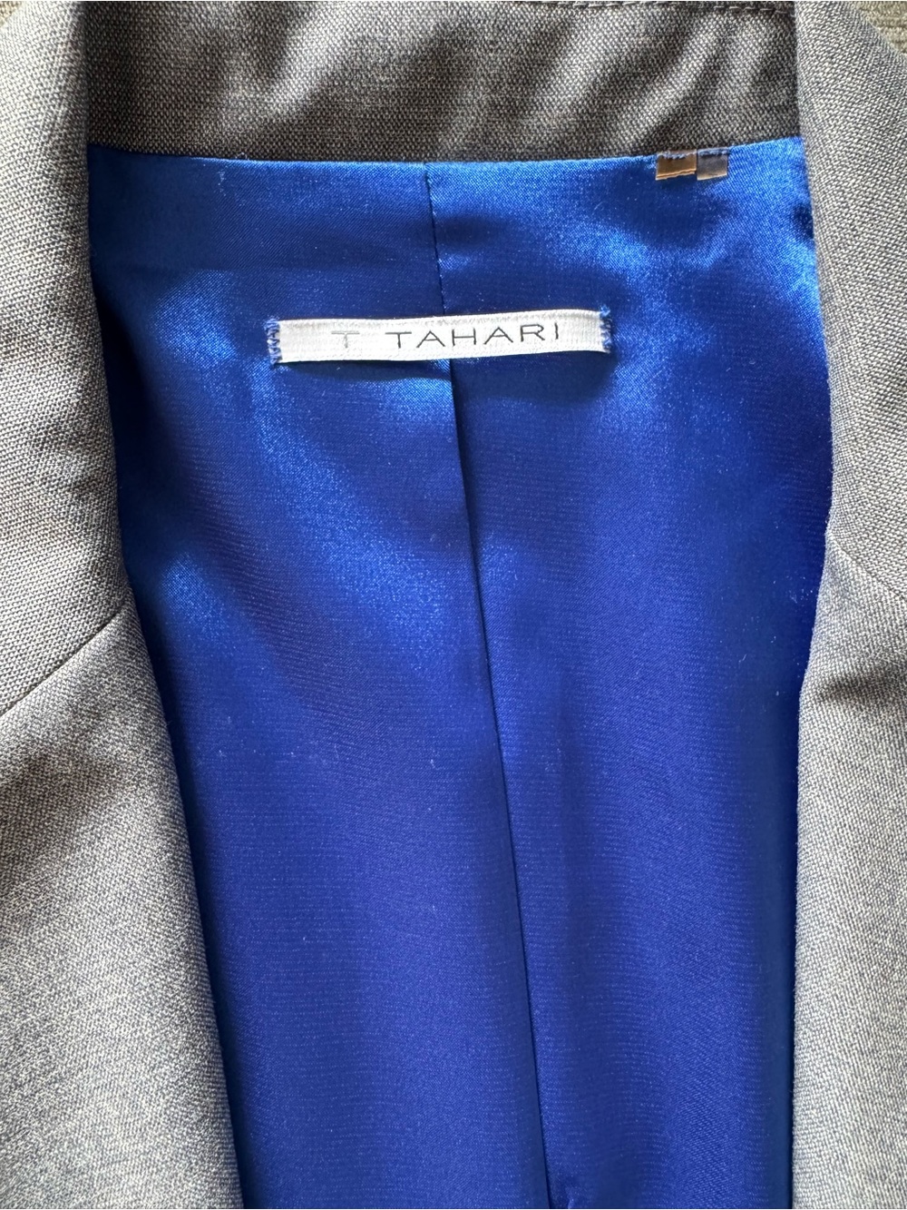 T Tahari Gray Blazer with Lime Trim - Picture 5 of 5